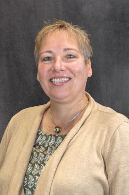 Sabrina Brounts, DVM, MS, PhD, DACVS, DECVS, DACVSMR (Equine), Clinical Professor
Sabrina Brounts, DVM, MS, PhD, DACVS, DECVS, DACVSMR (Equine), Clinical Professor